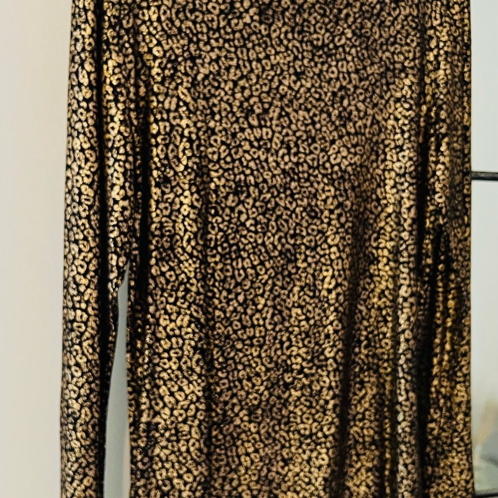 Gold & Black Pattern Top - Picture 2 of 3
